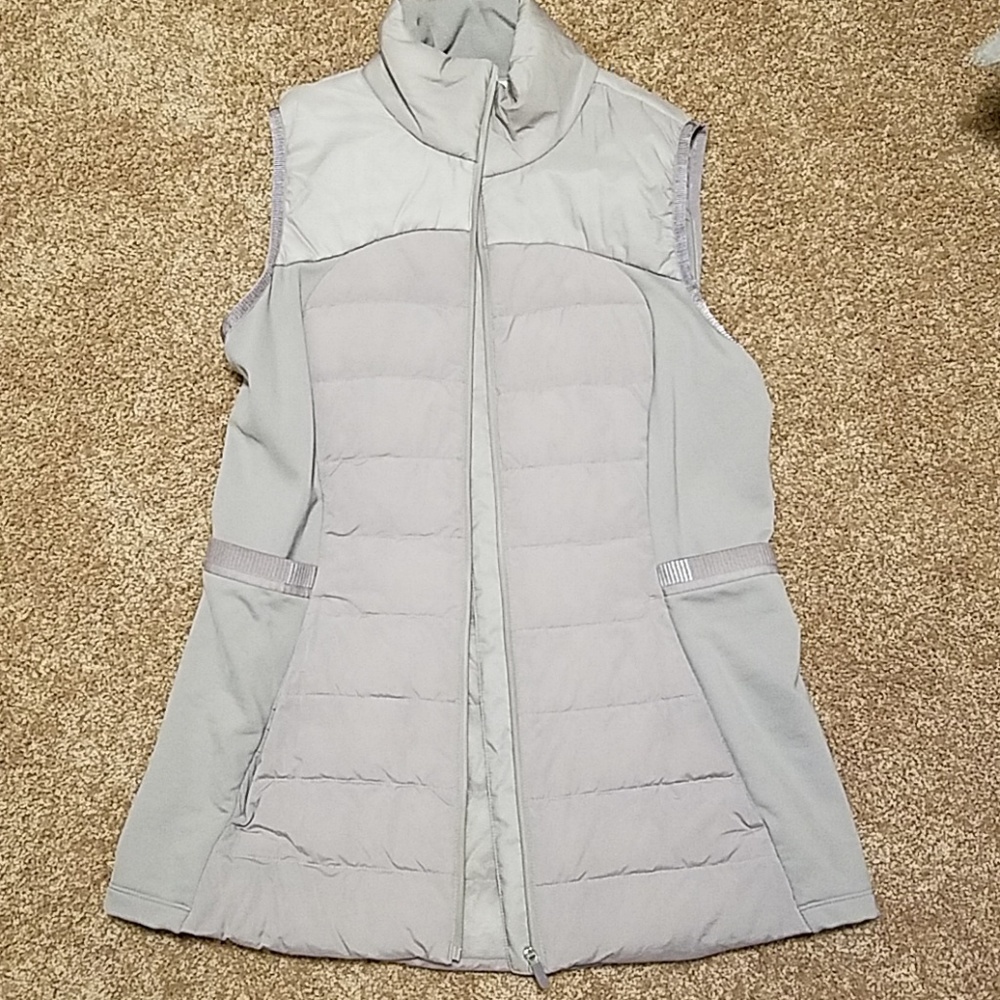 Lululemon down for it all vest